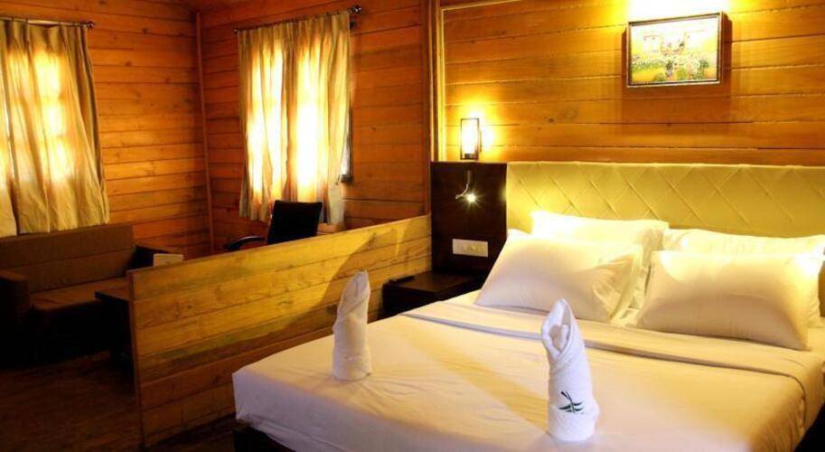 Beira Mar Beach Resort (Ex. The Fern Beira Mar Resort)