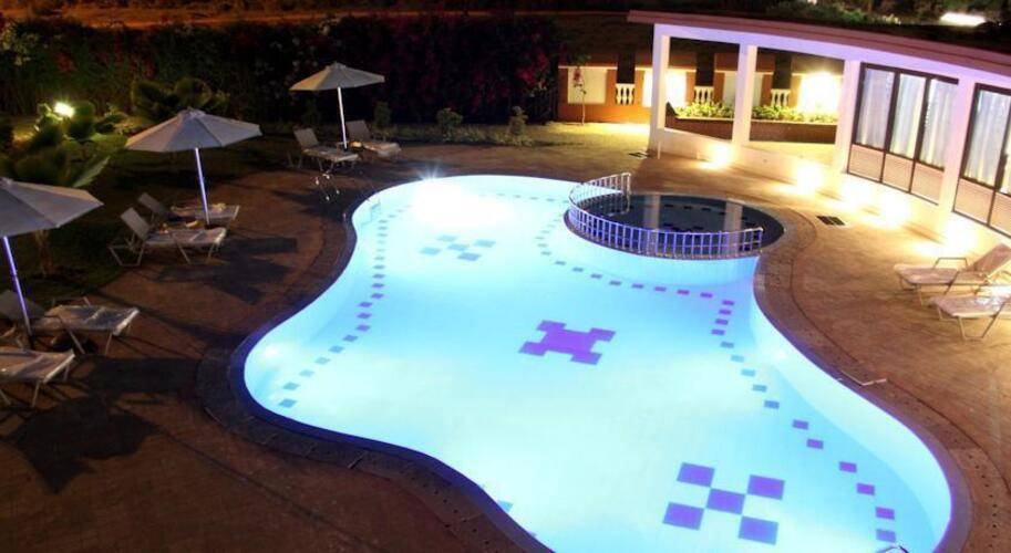 Beira Mar Beach Resort (Ex. The Fern Beira Mar Resort)