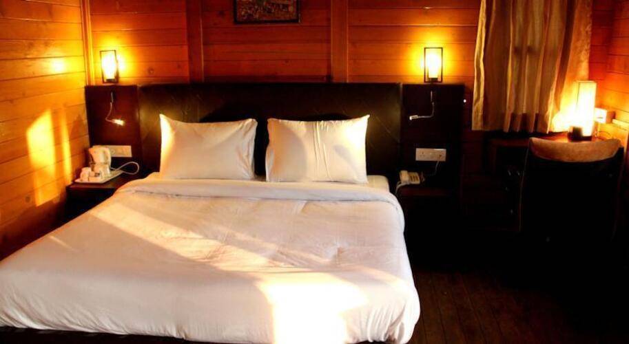 Beira Mar Beach Resort (Ex. The Fern Beira Mar Resort)