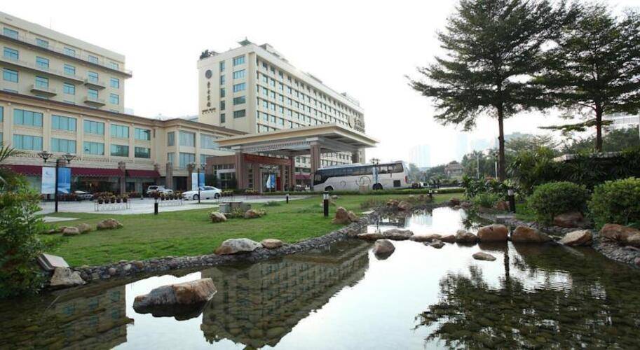 Dong Fang Hotel