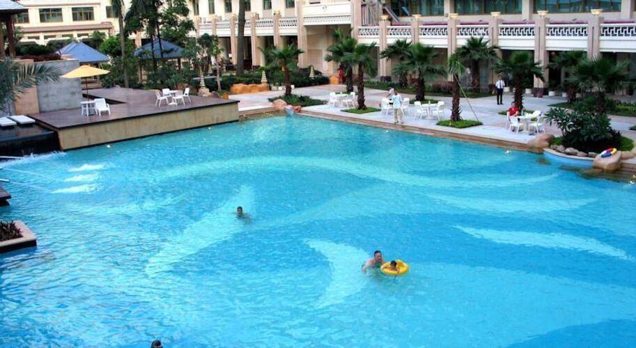 Dong Fang Hotel