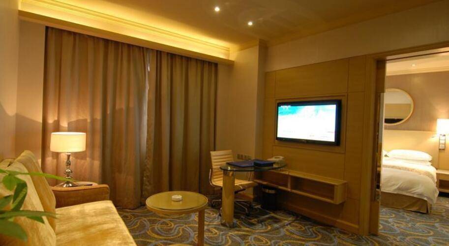 Ocean Hotel