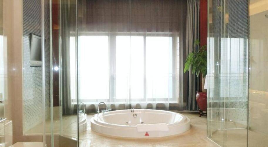 Ocean Hotel