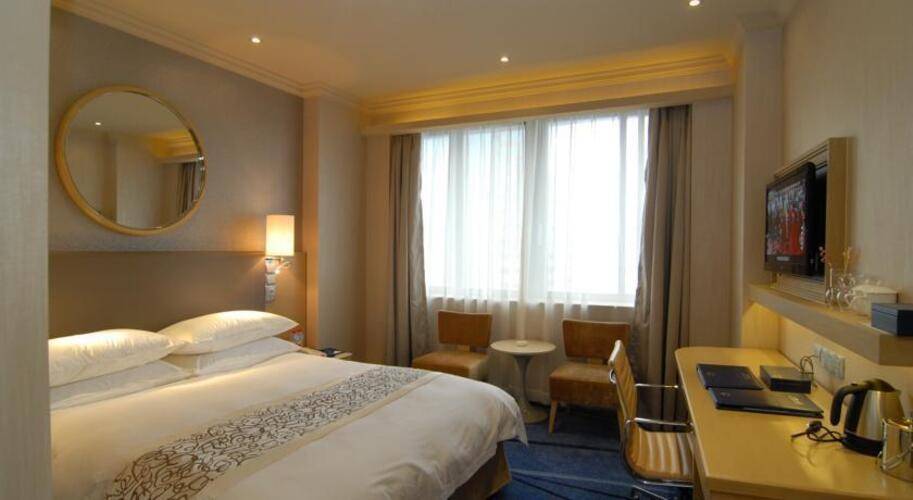 Ocean Hotel