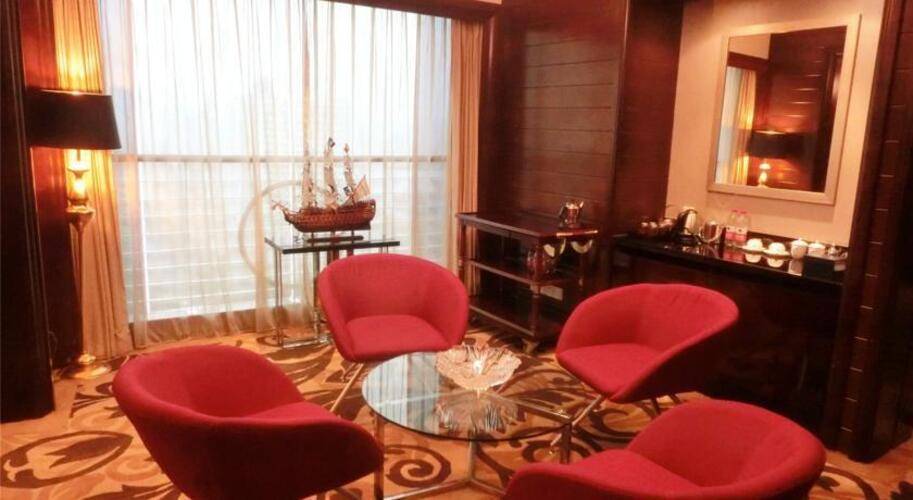 Ocean Hotel
