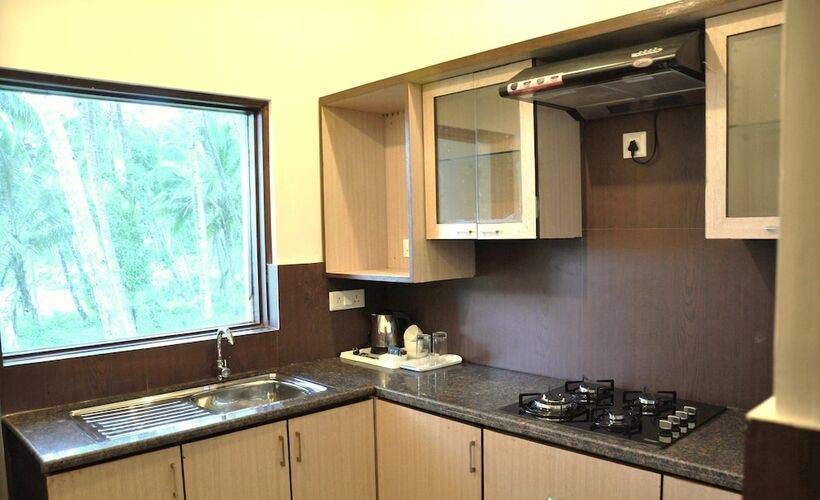 Best Western Devasthali Resort