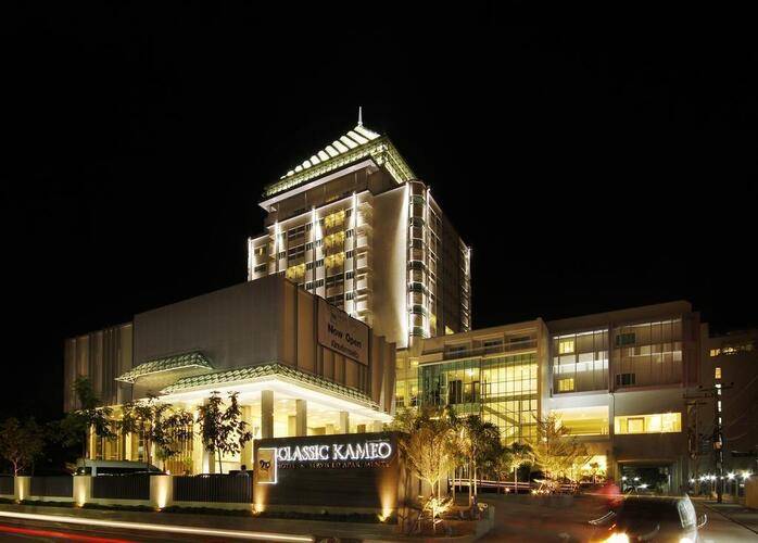 Classic Kameo Hotel & Serviced Apartments