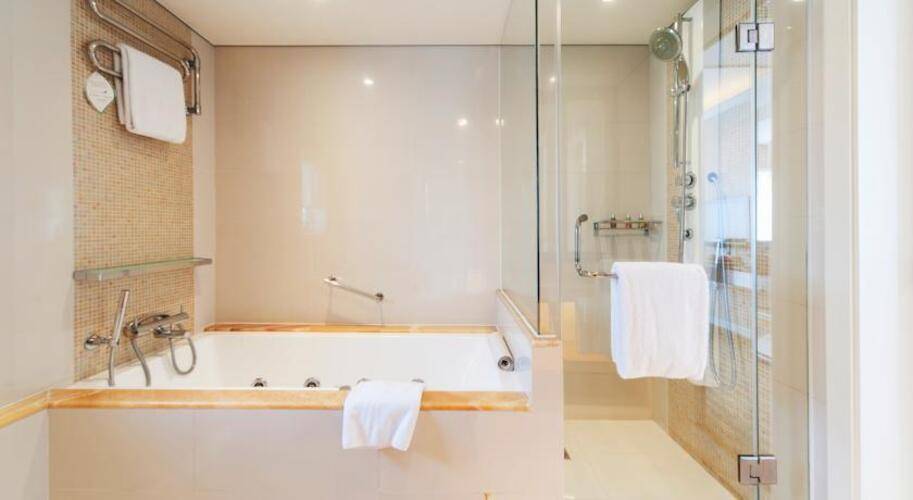 Ascott