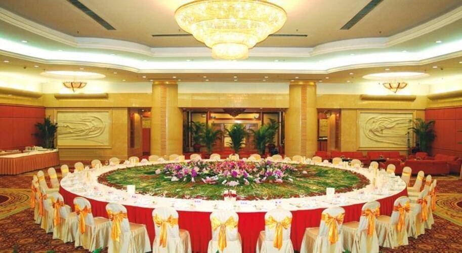 Asia International Hotel