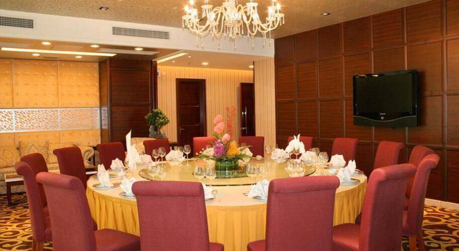Asia International Hotel