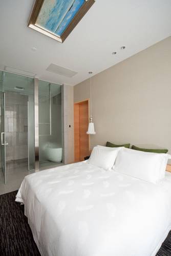Royal Tulip Luxury Hotel Carat