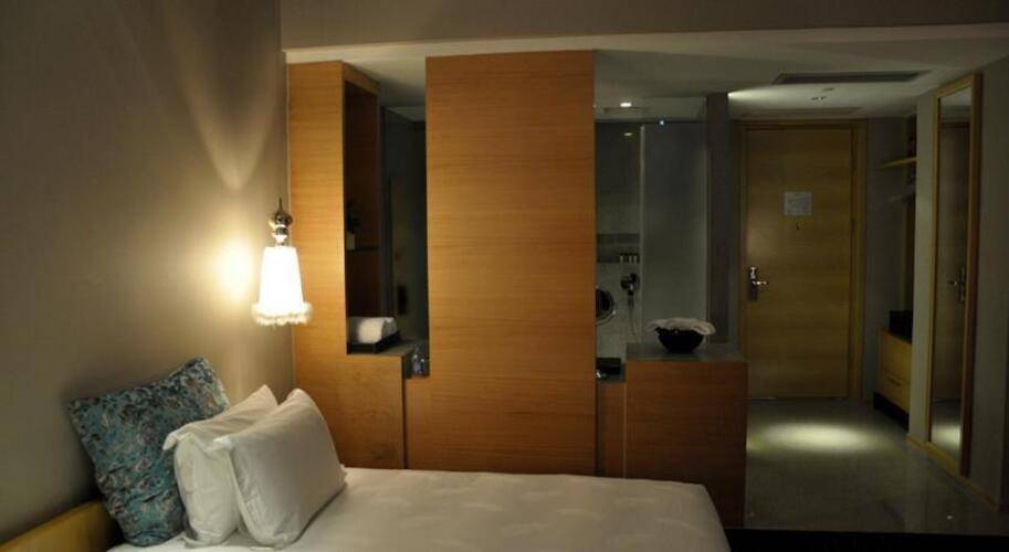 Royal Tulip Luxury Hotel Carat