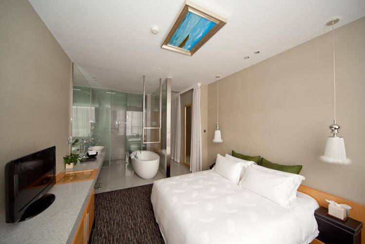 Royal Tulip Luxury Hotel Carat