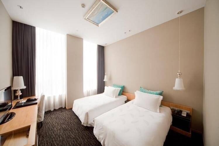 Royal Tulip Luxury Hotel Carat