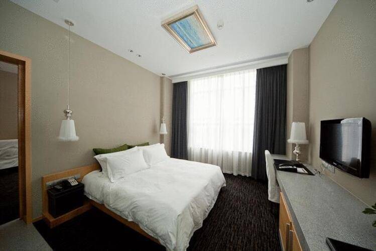 Royal Tulip Luxury Hotel Carat