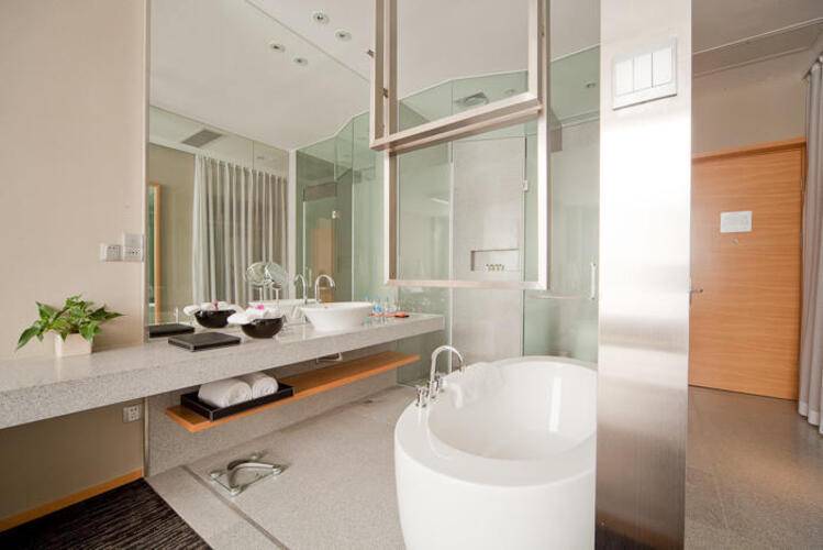 Royal Tulip Luxury Hotel Carat