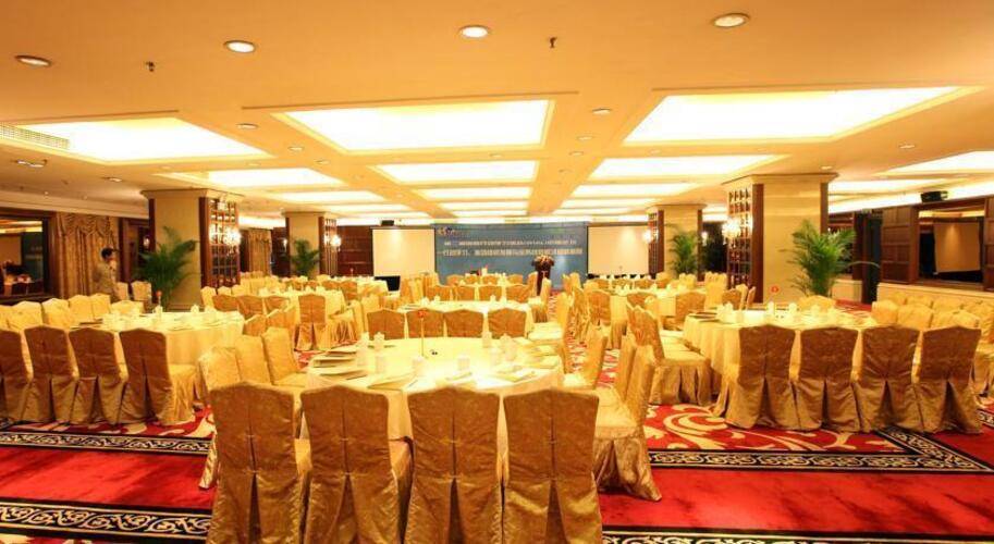 Grand International Hotel