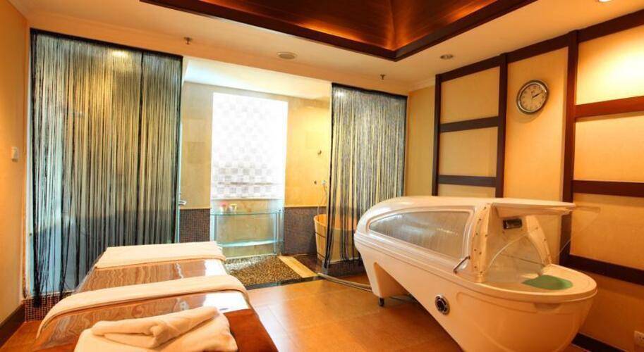 Grand International Hotel