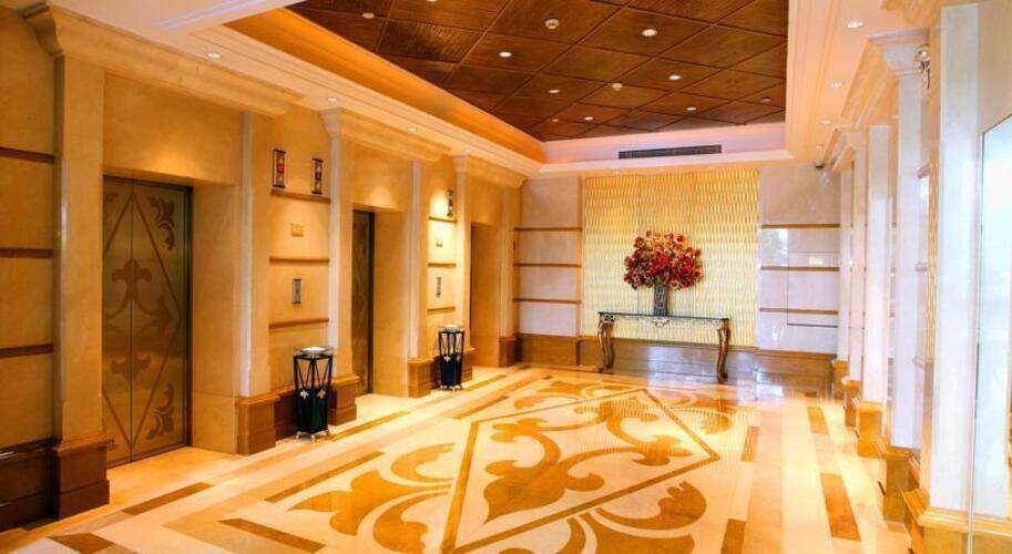 Grand International Hotel