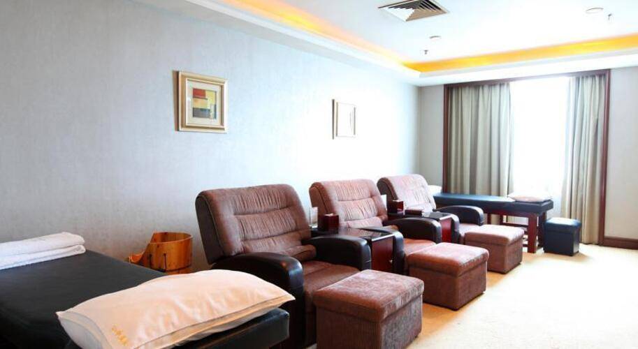 Grand International Hotel