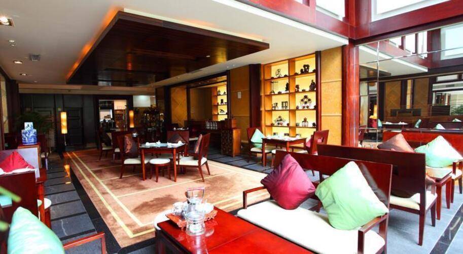Grand International Hotel