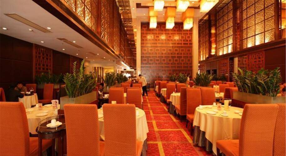 Grand Royal Hotel
