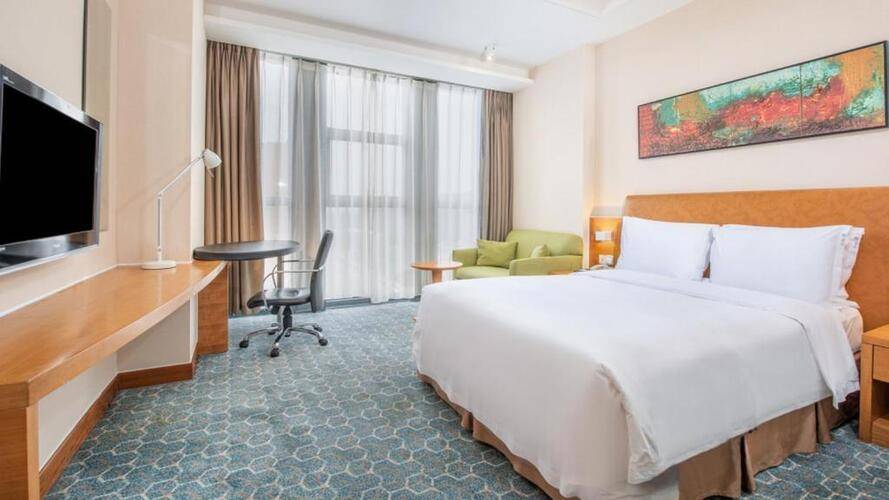Holiday Inn Express Beijing Huacai