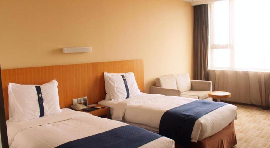 Holiday Inn Express Minzuyuan