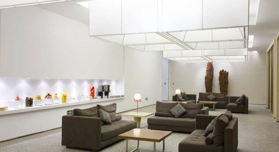 Holiday Inn Express Minzuyuan