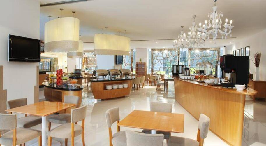 Holiday Inn Express Minzuyuan