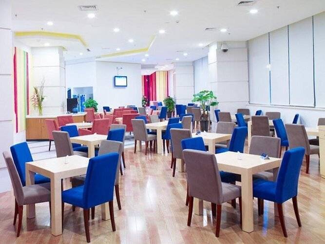 Holiday Inn Express Zhabei