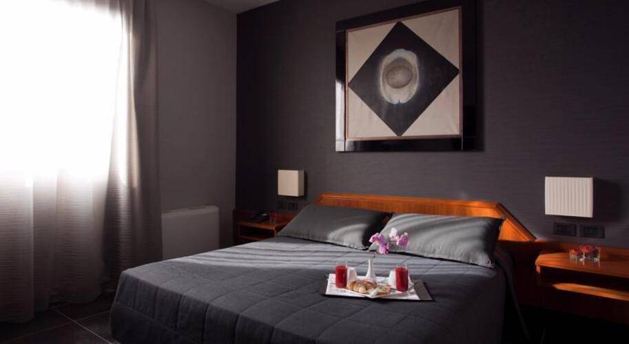 Zone Hotel