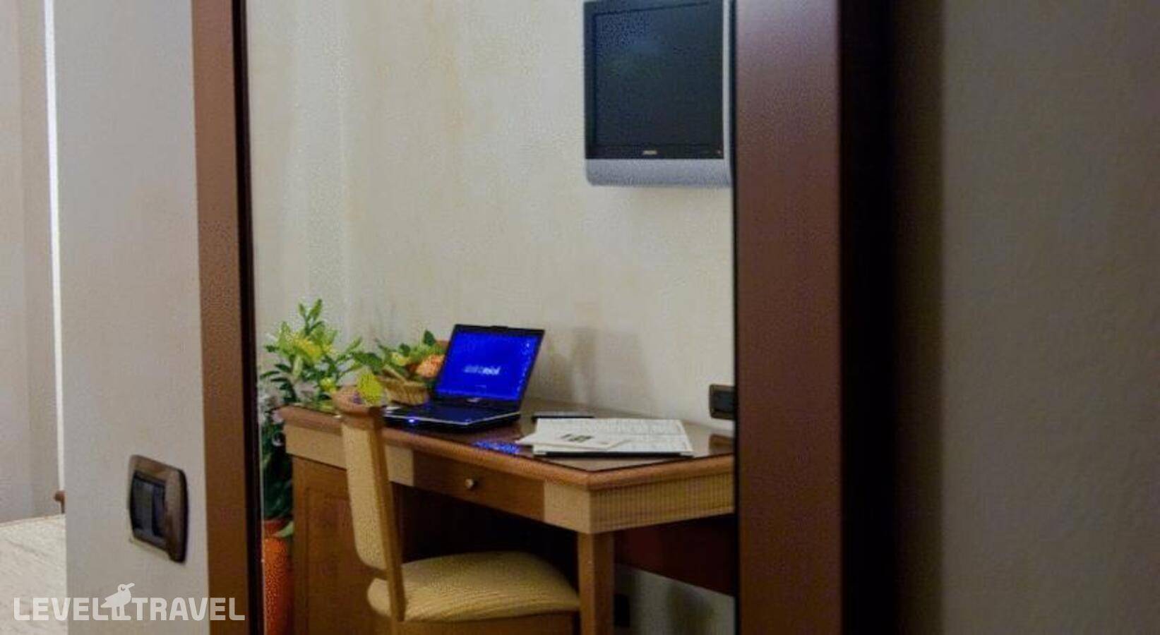 Изображение отеля 12