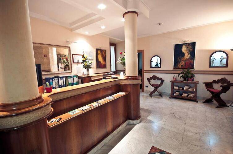 Priscilla Hotel