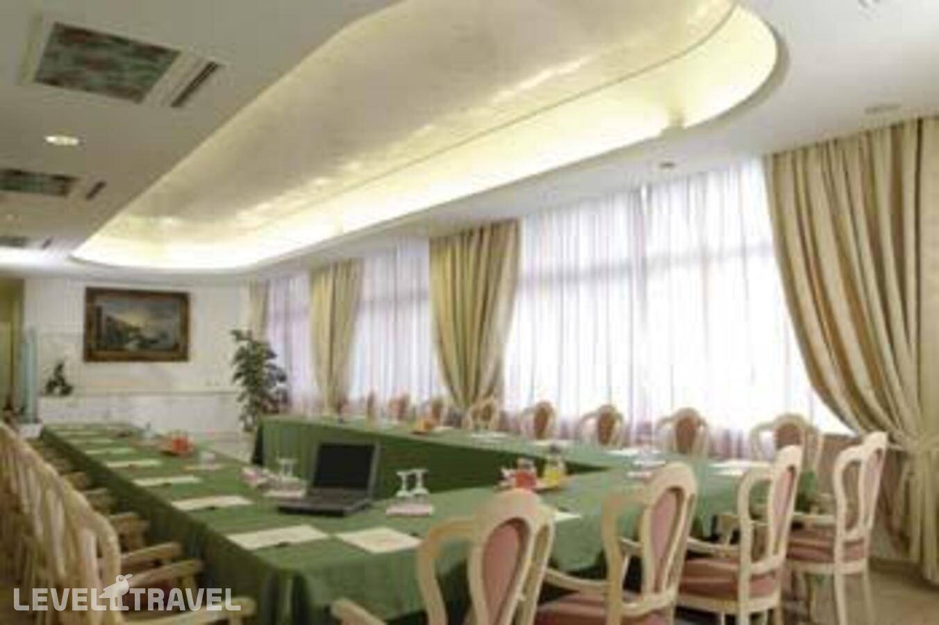 Изображение отеля 32