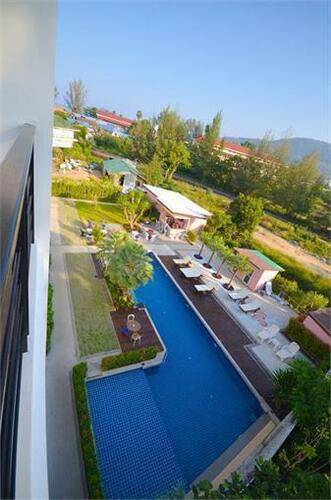 Sungthong Kamala Beach Resort