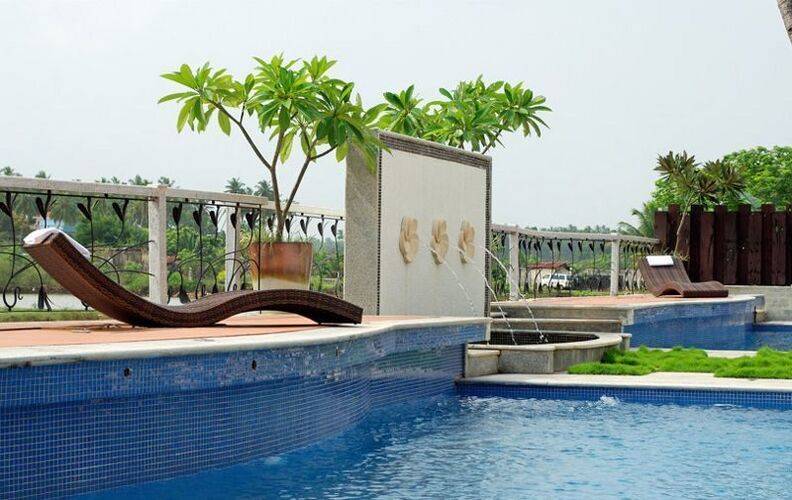 White Pearl Suites Hotel