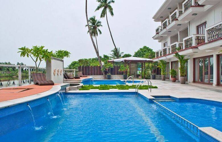 White Pearl Suites Hotel