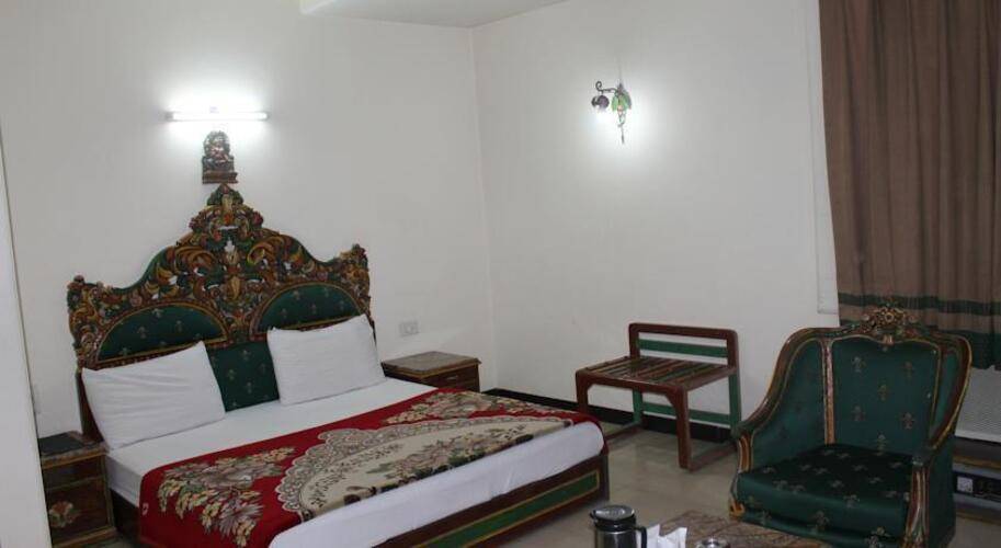 Sunstar Residency Hotel