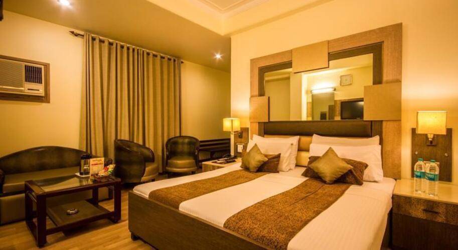 Suncourt Yatri Hotel
