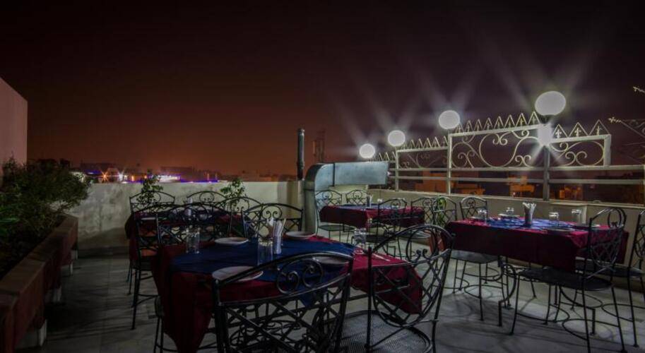 Suncourt Yatri Hotel