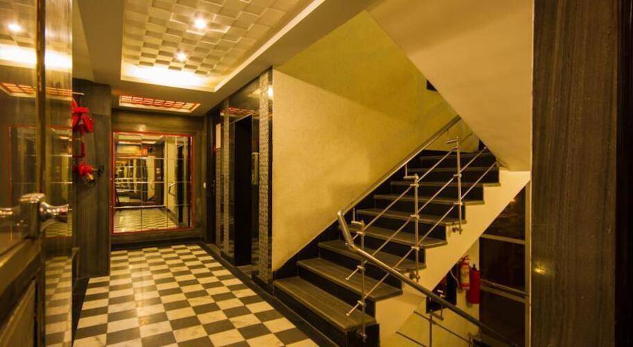 Suncourt Corporate Hotel