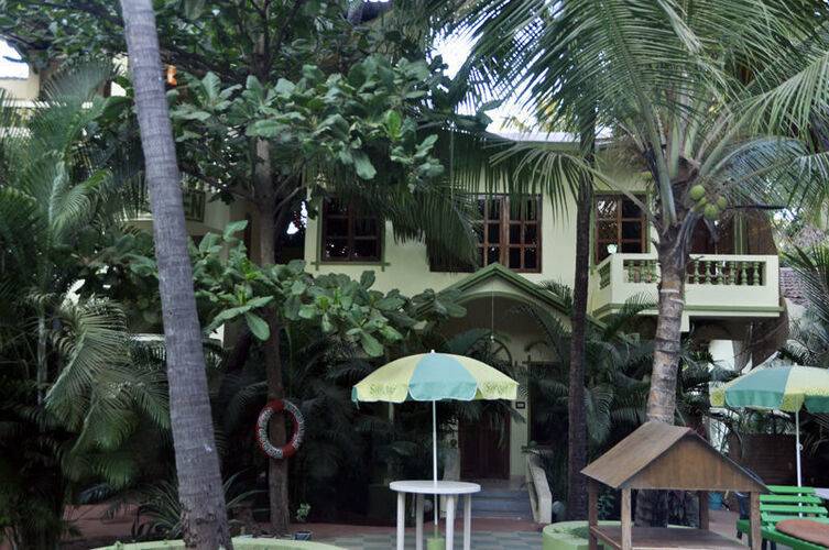 Classic De Evergreen Resort