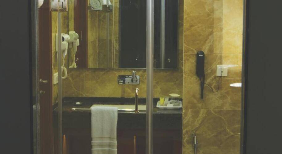 Regent Grand Hotel