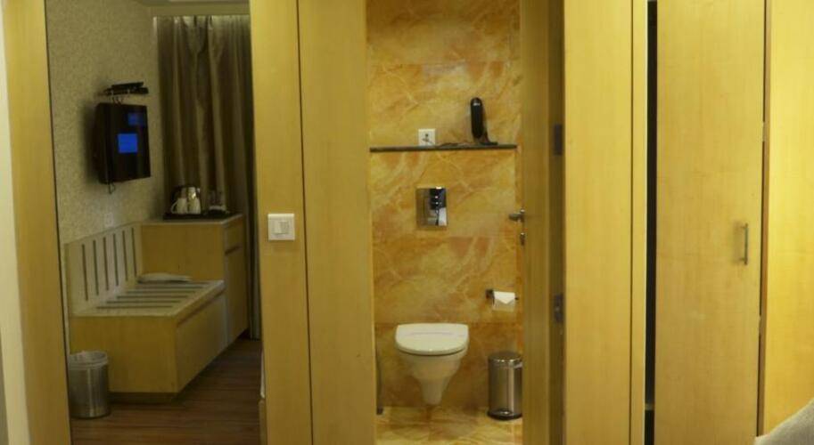 Regent Grand Hotel