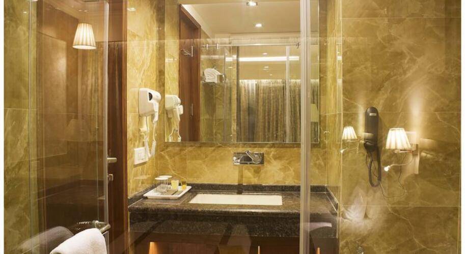 Regent Grand Hotel