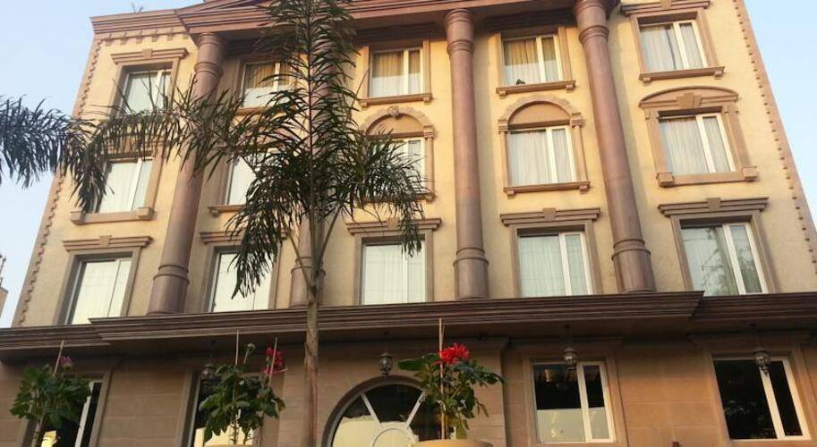 Regent Grand Hotel