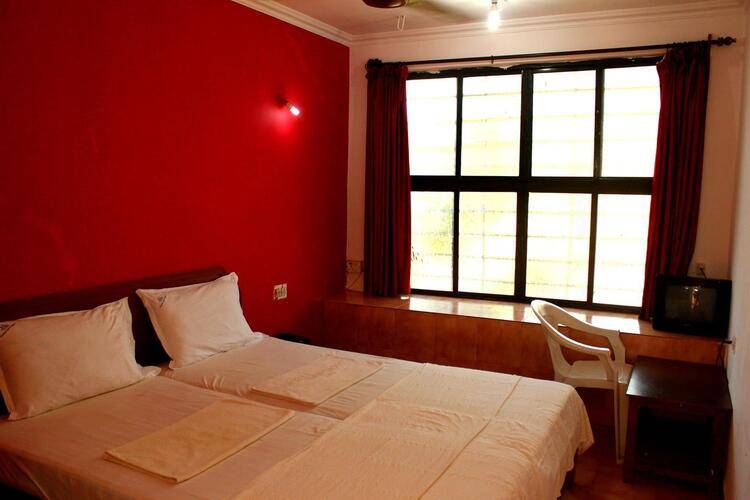 Poonam Village Resort Guest House