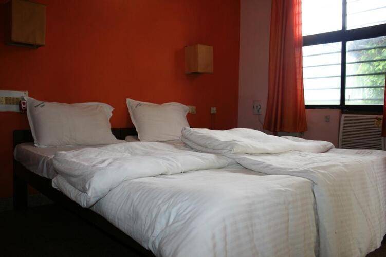 Poonam Village Resort Guest House
