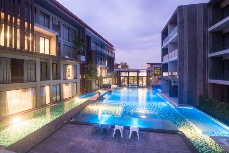 Nai Yang Beach Hotel